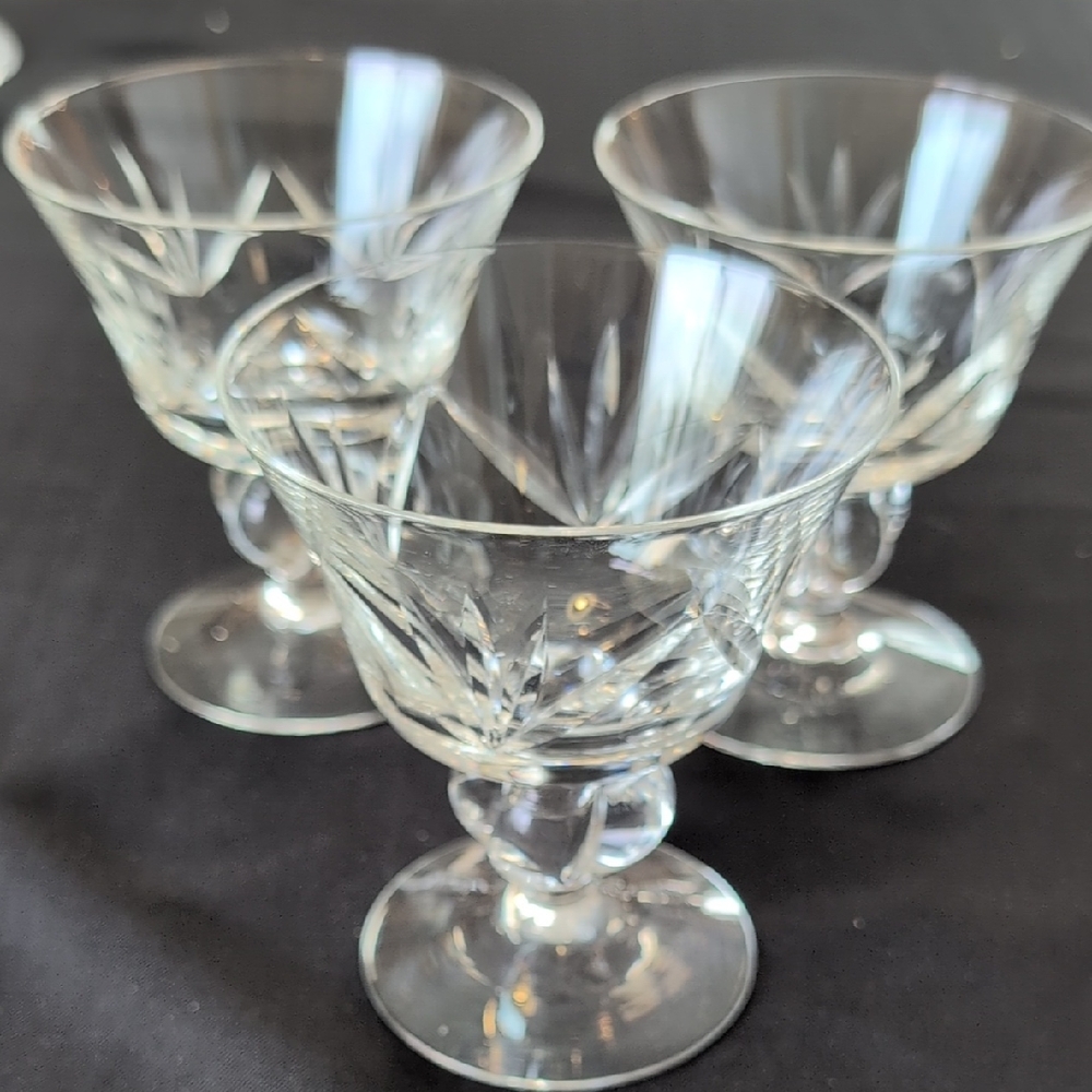 Set Of 3 Swedish SWE2  Blown  Glass 4 Lobe Stem Cordial Cocktail Glasses 4oz